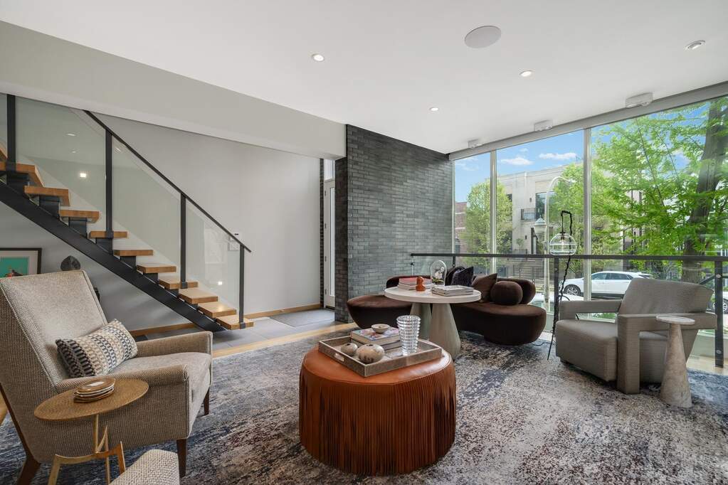 1756 W. Wabansia interior